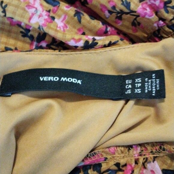 Vero Moda Fall Floral Dress - Picture 8 of 12